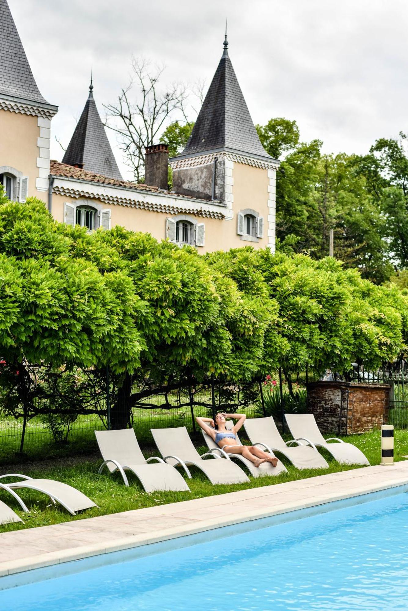 Hotel Logis - Chateau De Beauregard Saint-Girons  Εξωτερικό φωτογραφία